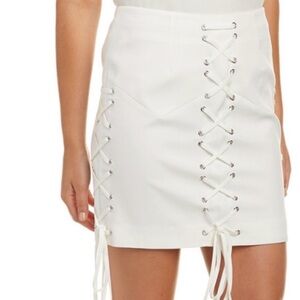 Isla lace up white skirt NWT